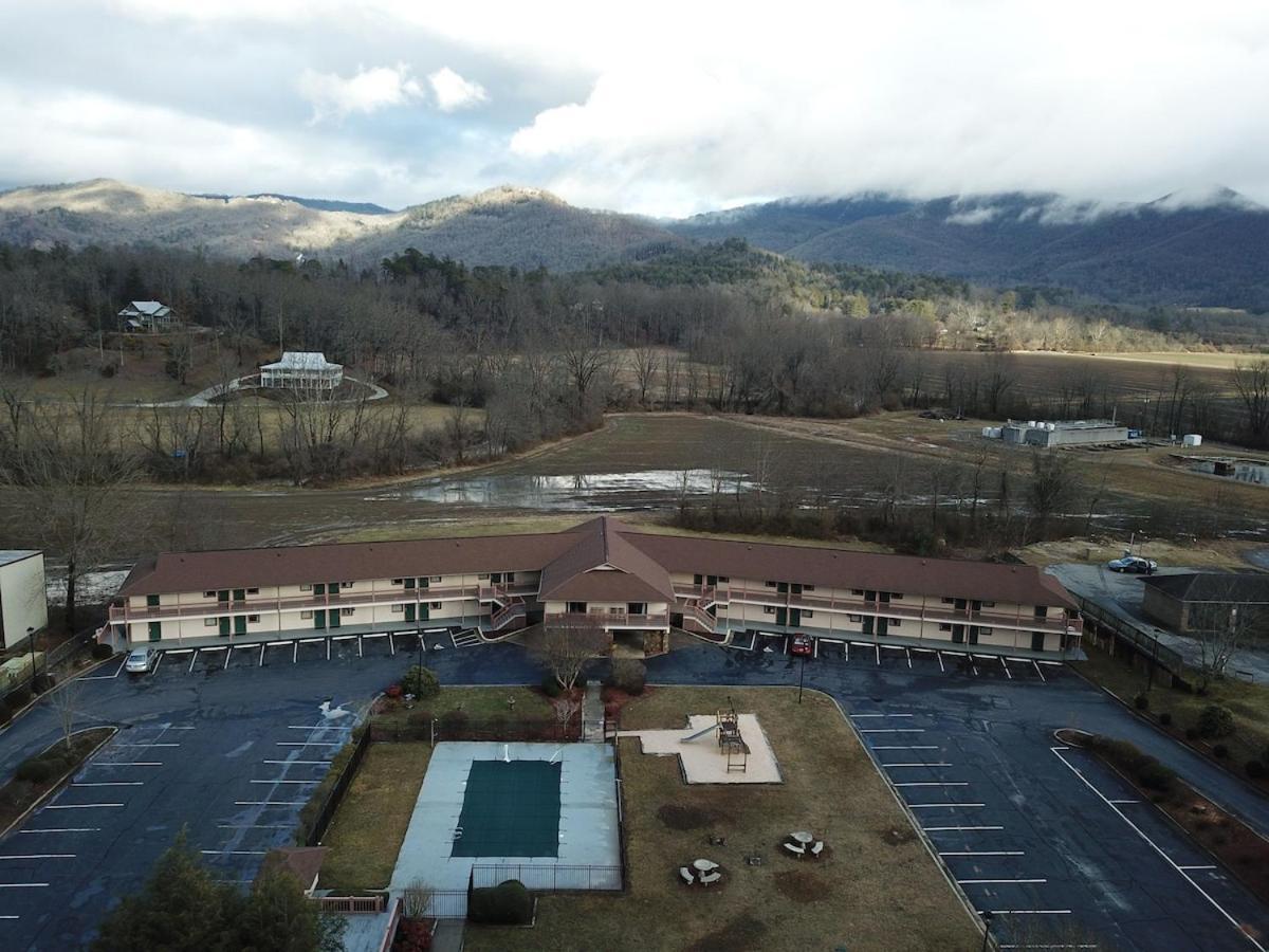 Mountain Valley Inn Dillard Dış mekan fotoğraf