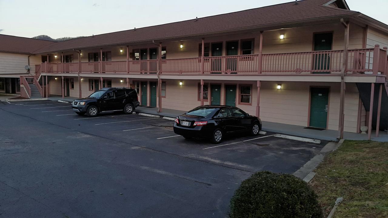 Mountain Valley Inn Dillard Dış mekan fotoğraf