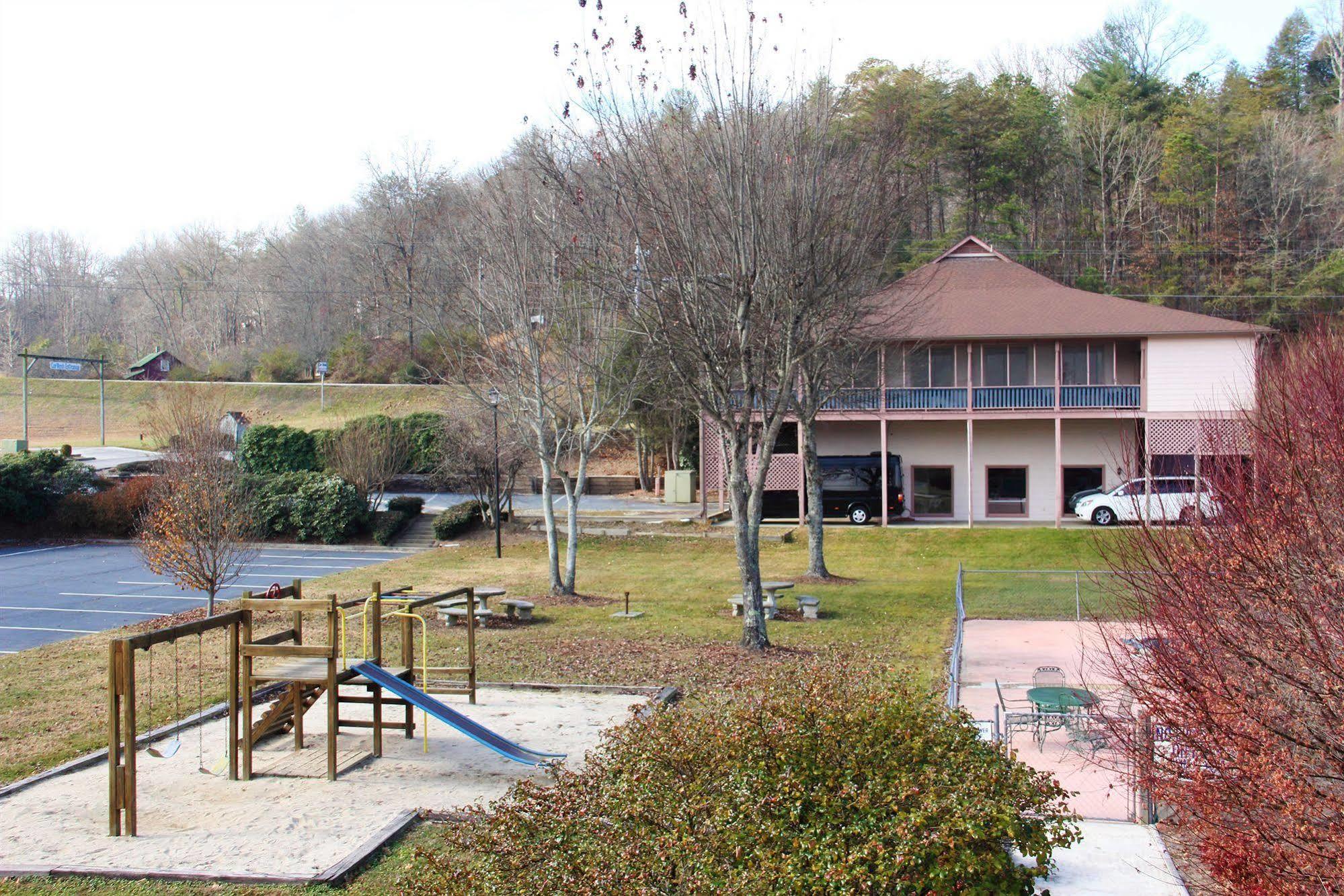 Mountain Valley Inn Dillard Dış mekan fotoğraf