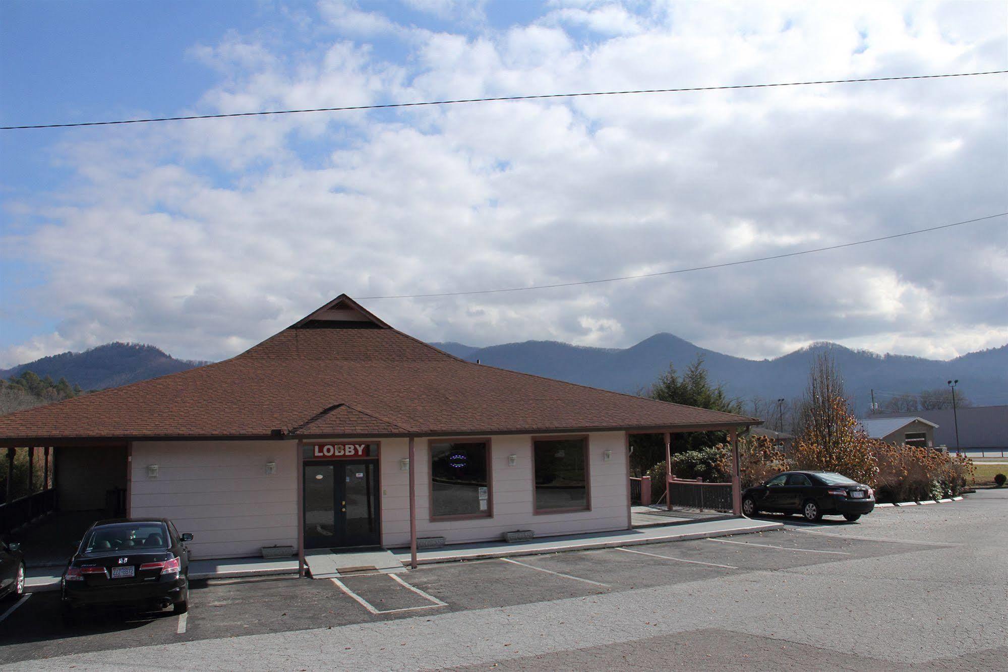 Mountain Valley Inn Dillard Dış mekan fotoğraf